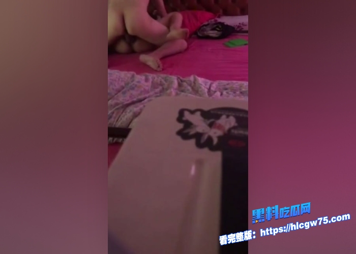 新婚极品美少妇与初恋出轨偷情视频被老公发现曝光被初恋疯狂中出淫叫声不断50w彩礼打水漂了心态老哥一秒6 新婚极品美少妇与初恋出轨偷情视频被老公发现曝光被初恋疯狂中出淫叫声不断50w彩礼打水漂了心态老哥一秒6