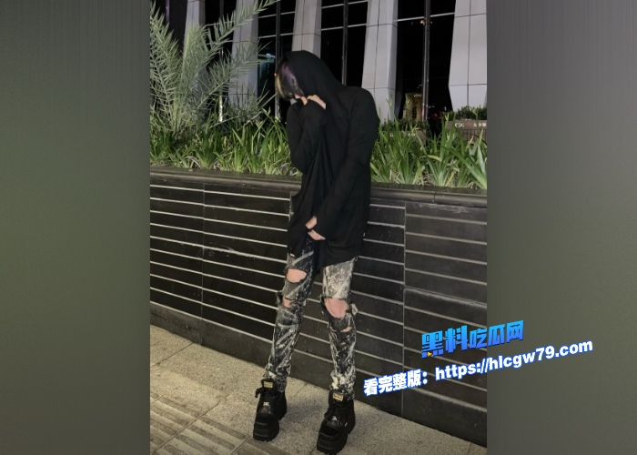 抖音吉他张和小帕事件小网红间的爱恨情仇聊天记录和性爱私拍流出新欢索菲亚宣誓主权 图11 抖音吉他张和小帕事件小网红间的爱恨情仇聊天记录和性爱私拍流出新欢索菲亚宣誓主权 图11