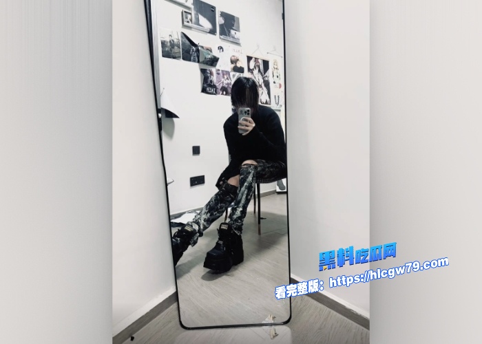 抖音吉他张和小帕事件小网红间的爱恨情仇聊天记录和性爱私拍流出新欢索菲亚宣誓主权 图12 抖音吉他张和小帕事件小网红间的爱恨情仇聊天记录和性爱私拍流出新欢索菲亚宣誓主权 图12