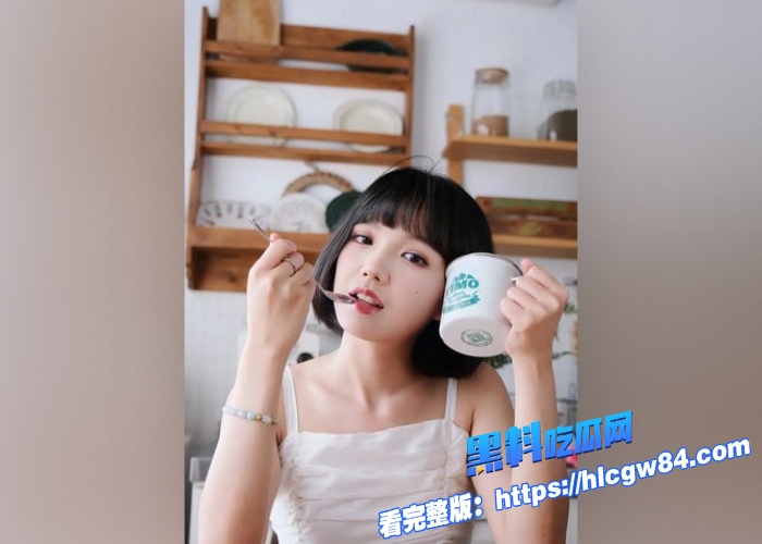 真实兄妹乱伦视频流出妹妹夜晚主动献身娇嫩白虎嫩穴被中出爆操兄妹配合天衣无缝突破禁忌防线图 3