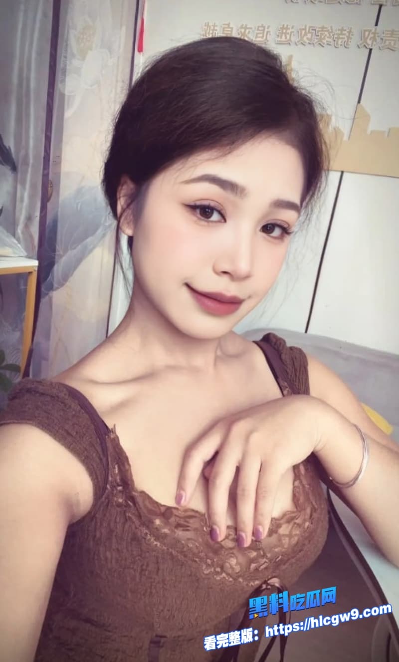G奶纯天然女神被操到高潮喷水口交榜一大哥后被猛怼骚逼淫叫不停水流成河1 G奶纯天然女神被操到高潮喷水口交榜一大哥后被猛怼骚逼淫叫不停水流成河1