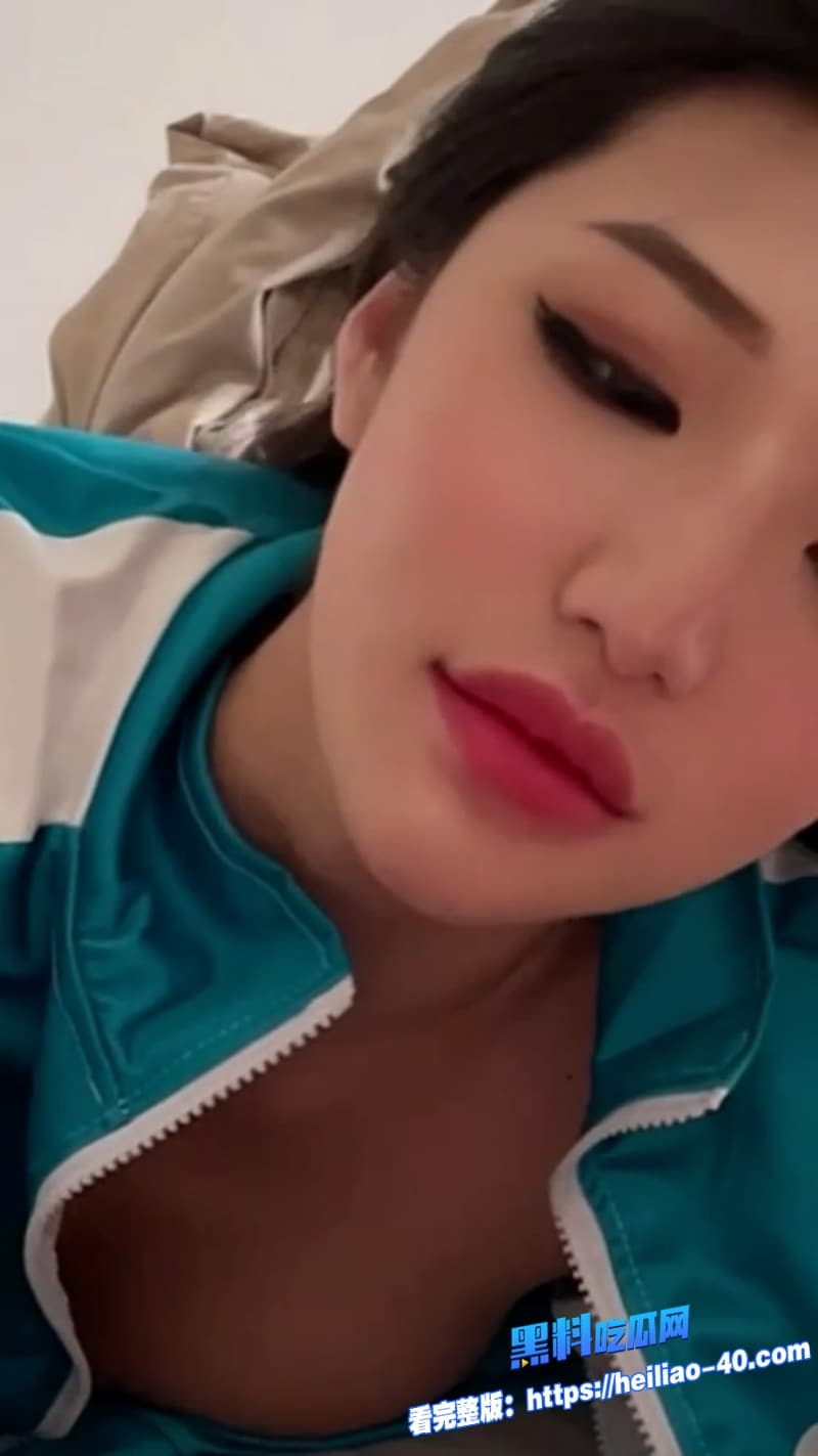 马来西亚网红Puiyi萧佩儿外流影片炸裂混血美人逼逼绝美超级骚货女上位狂骑口交后入5 马来西亚网红Puiyi萧佩儿外流影片炸裂混血美人逼逼绝美超级骚货女上位狂骑口交后入5