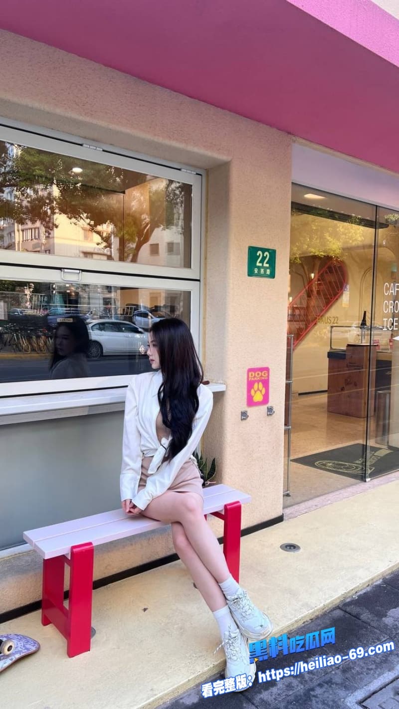 海角姐弟乱伦姐姐喝醉后弟弟偷偷爬床调教无套强插嫩穴爆干娇喘声超诱惑4 海角姐弟乱伦姐姐喝醉后弟弟偷偷爬床调教无套强插嫩穴爆干娇喘声超诱惑4