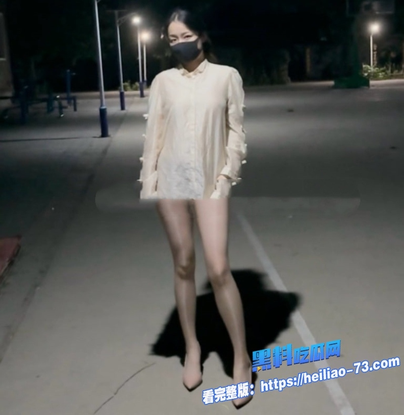 超极品女神小羊MM黑丝开档被金主沙发猛干后入内射公狗腰狂顶白虎小穴精液拉丝流出2
