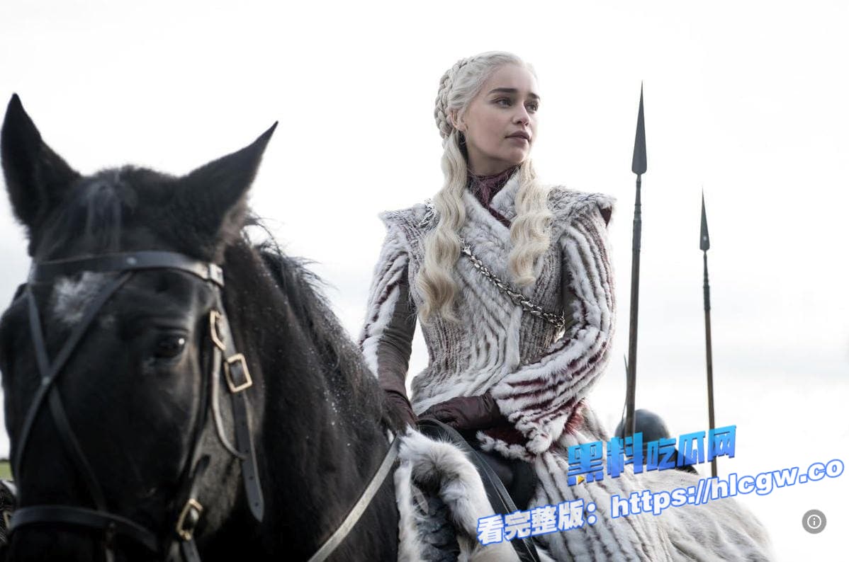 艾米莉亚·克拉克 (Emilia Clarke)裸照3