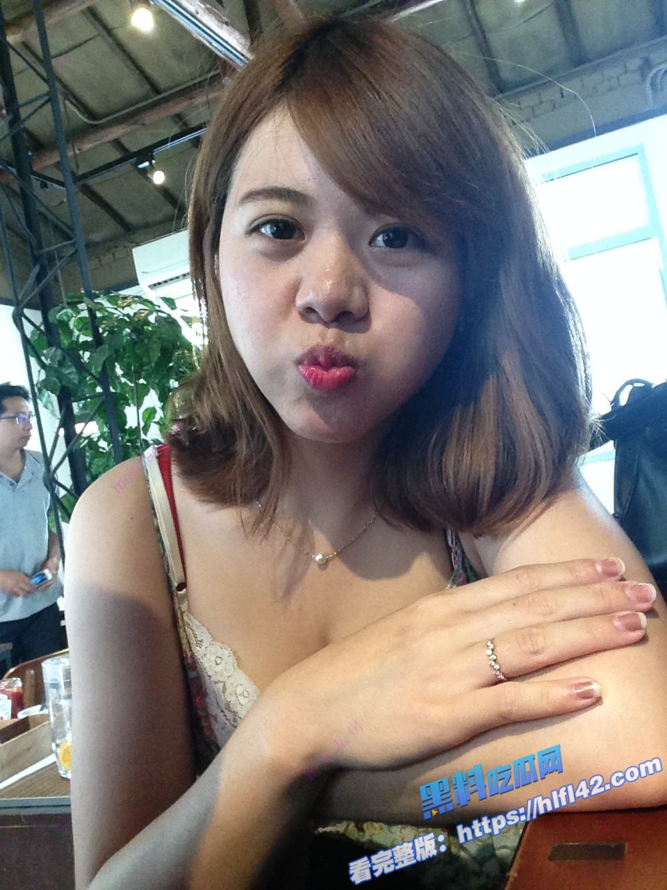 风韵犹存的巨乳少妇 和情人偷情打炮 不雅视频被曝光 舔鸡巴一脸陶醉模样38