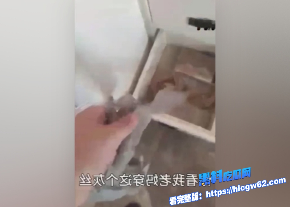 海角乱伦发育期儿子拿着老妈穿过的丝袜撸管突然老妈回来溺爱的帮好大儿撸感觉来了直接对准妈妈黑逼猛捅对白精彩 1 海角乱伦发育期儿子拿着老妈穿过的丝袜撸管突然老妈回来溺爱的帮好大儿撸感觉来了直接对准妈妈黑逼猛捅对白精彩 1
