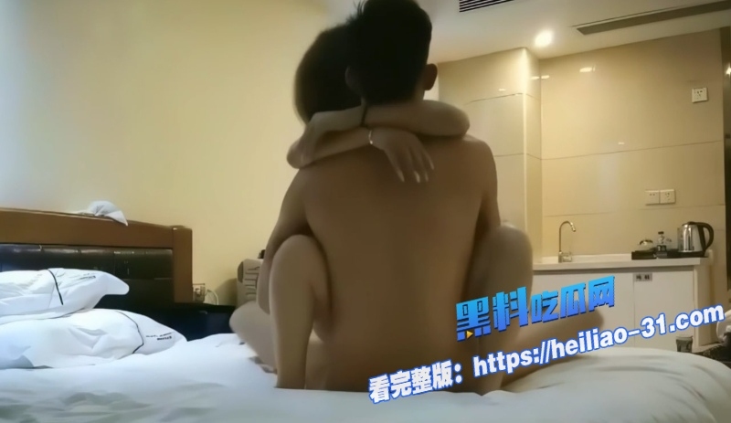 鸭哥探花经典神作粉色瑜伽裤重磅回归撒娇女人最好命8