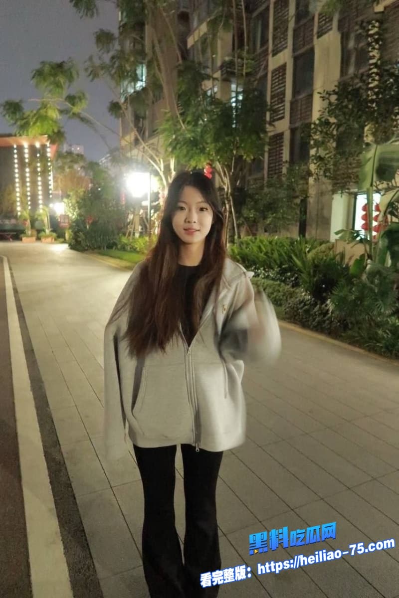 湖北宜昌大学林雨薇被金主包养后彻底放飞校园女神秒变极品肉便器4 湖北宜昌大学林雨薇被金主包养后彻底放飞校园女神秒变极品肉便器4