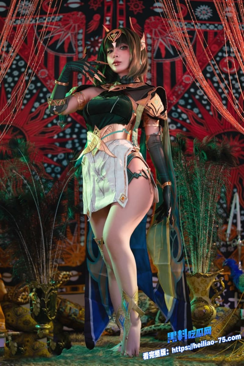 推特高颜值巨乳女神UmekoCOS原神中的奈芙尔全程露脸大胆面对镜头网友直呼看爽了7
