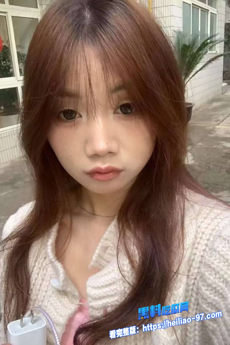 杭州大一学生张晗9