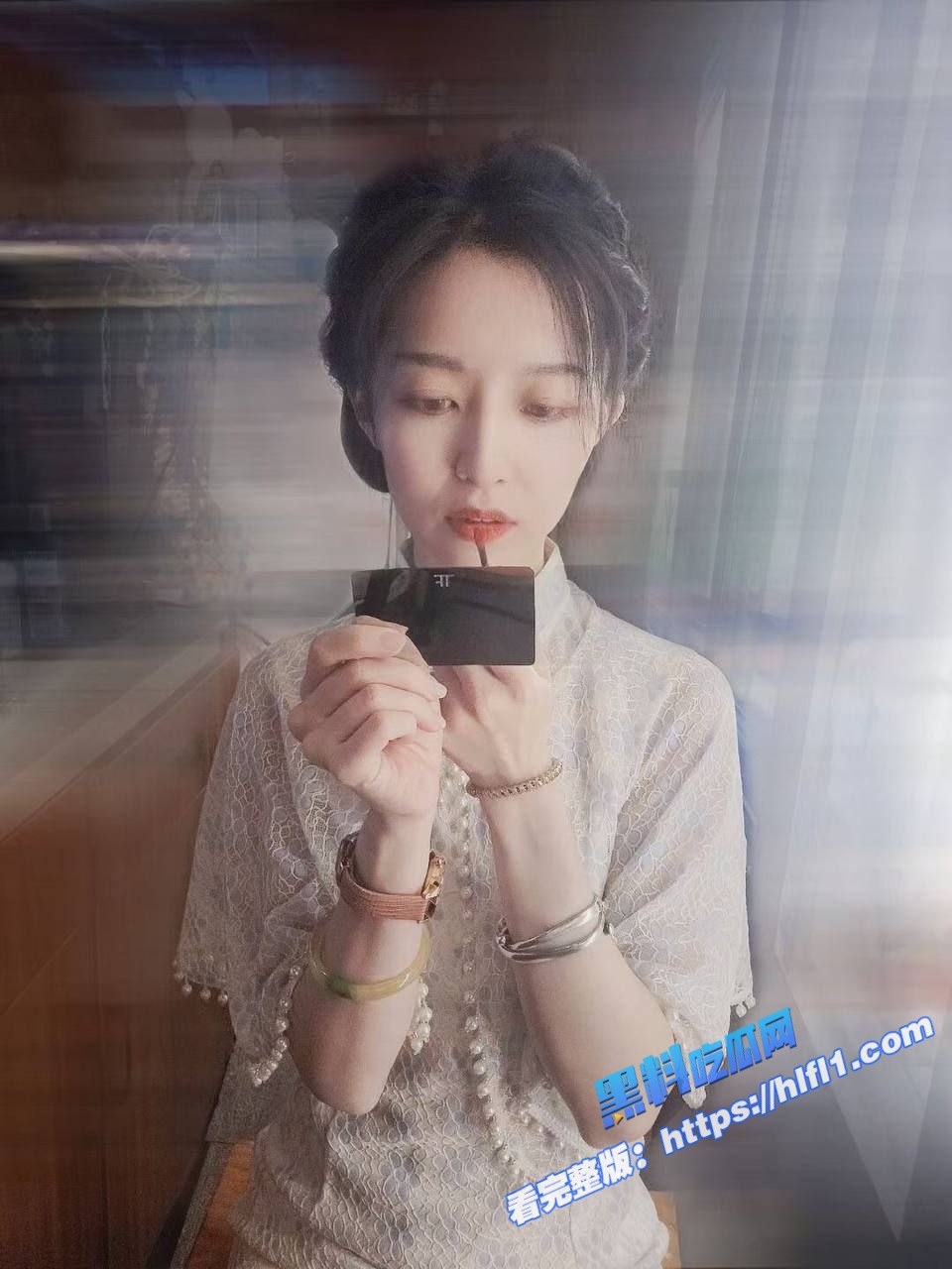 河南许昌美少妇 石佳慧 与男友做爱视频泄密 被操的双眼迷离咬嘴唇的表情妩媚十足！2