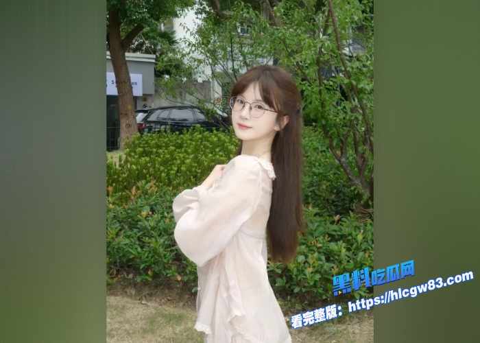 纯欲系少女天花板 为了供养海外上学男友兼职外围和金主酒店视频泄露！奶油肌肤，超绝白袜美腿！ 5