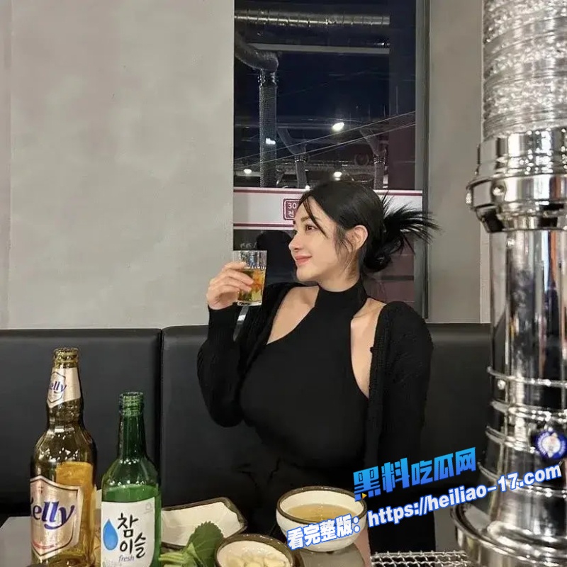 巨乳女神双重刺激高潮性欲旺盛的女神光大鸡巴猛插还不够非要加震动玩具一起玩才爽翻天1 巨乳女神双重刺激高潮性欲旺盛的女神光大鸡巴猛插还不够非要加震动玩具一起玩才爽翻天1