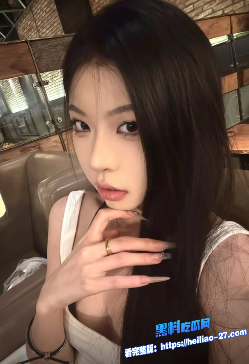校园清纯校花变身萝莉女神与炮友黄播大胆下海日夜承欢被猛干到腿软1 校园清纯校花变身萝莉女神与炮友黄播大胆下海日夜承欢被猛干到腿软1