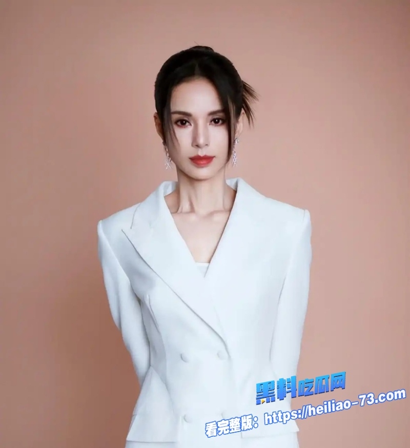 AI魔改大内密探凌凌发女主疯狂做爱周星驰星爷大胆舔奶骑乘中出太刺激1 AI魔改大内密探凌凌发女主疯狂做爱周星驰星爷大胆舔奶骑乘中出太刺激1
