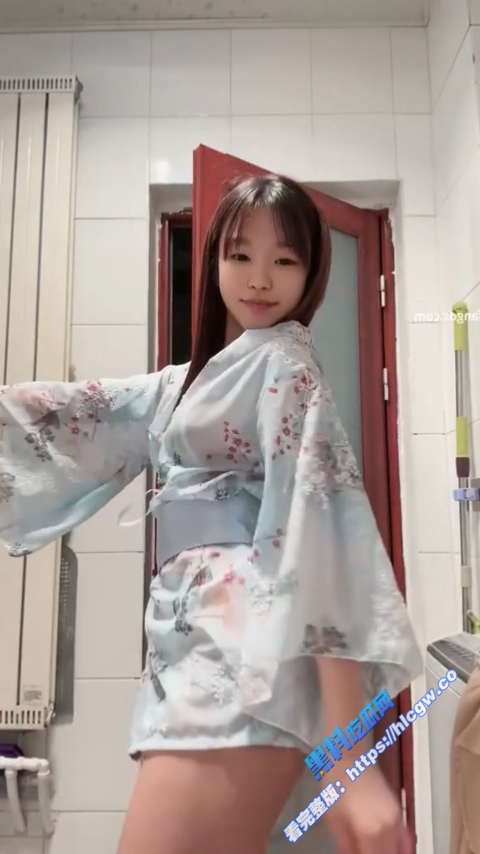 快手精神小妹网红 蒙佳怡 金主私人定制视频流出 跳舞脱衣诱惑力拉满！7