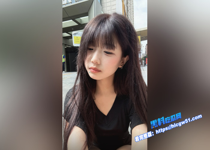 抖音12万粉丝网红 小妍my 高价定制视频完整版流出 表面乖巧小嫩妹 其实是淫荡小母狗4