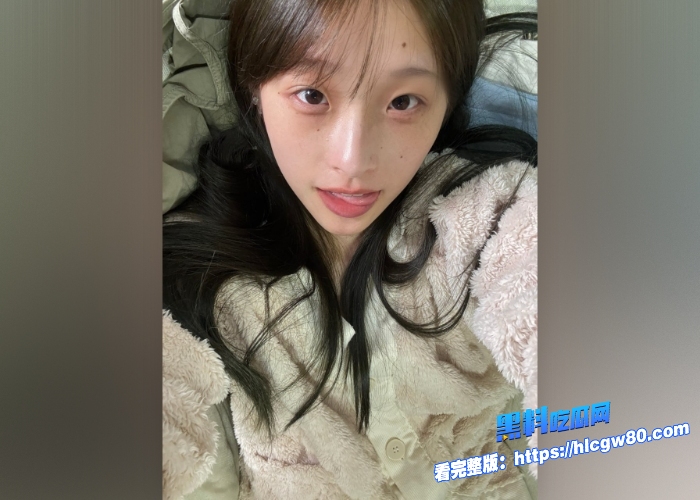 纯欲风高颜学妹宿舍给帅气学长发自慰视频泄露宿舍床上完美展现粉嫩娇躯吐舌蒙眼扣逼哪个学长经得起这样诱惑5 纯欲风高颜学妹宿舍给帅气学长发自慰视频泄露宿舍床上完美展现粉嫩娇躯吐舌蒙眼扣逼哪个学长经得起这样诱惑5
