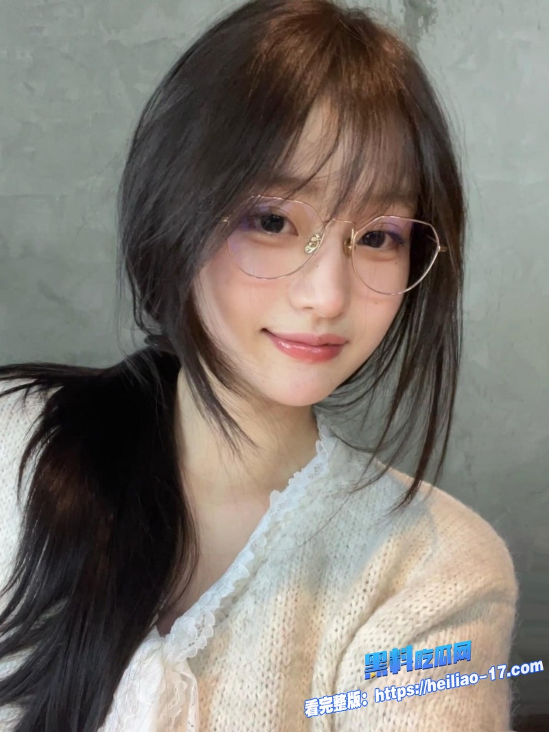 厦门反差女神何晓凡出租屋不雅视频曝光 1 厦门反差女神何晓凡出租屋不雅视频曝光 1