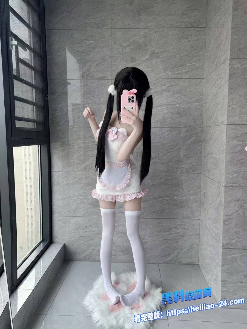 父女乱伦禁忌之夜女儿插狐狸尾巴翘臀求操老爸撕裂黑丝疯狂后入主动口交足交浪叫不停 6