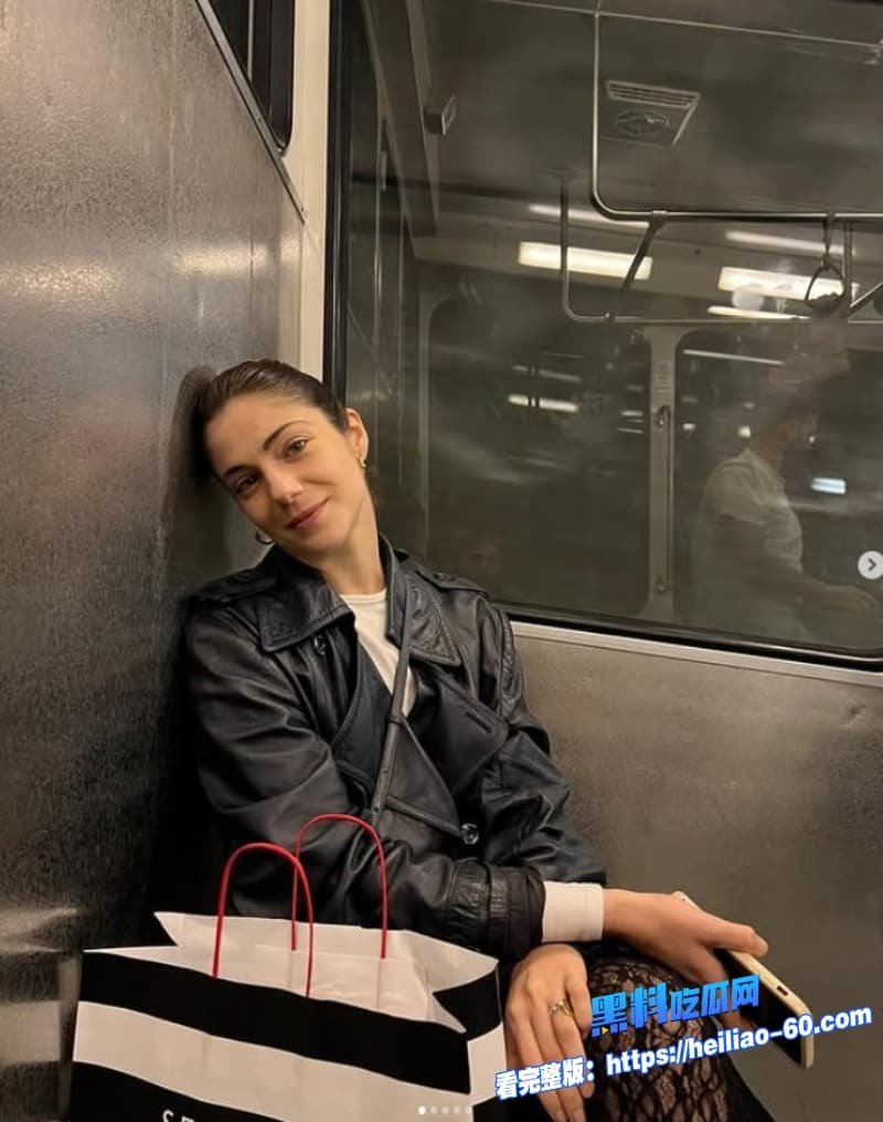 意大利女演员玛丽亚·维拉·拉蒂在拯救我们全裸正面镜头流出女神完美身材太勾人了9 意大利女演员玛丽亚·维拉·拉蒂在拯救我们全裸正面镜头流出女神完美身材太勾人了9