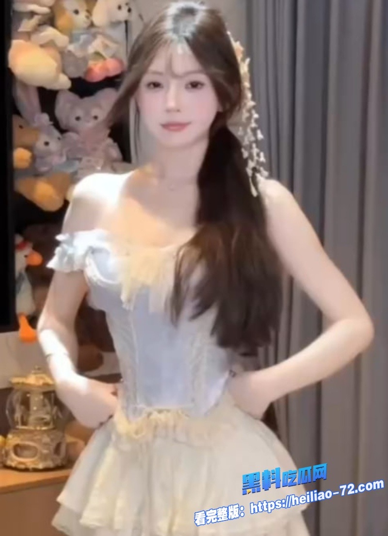 抖音超火网红美女扭腰热舞PMV合集看得我血脉偾张忍不住跟着节奏冲了5 抖音超火网红美女扭腰热舞PMV合集看得我血脉偾张忍不住跟着节奏冲了5