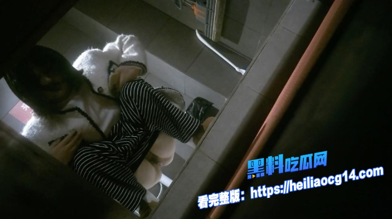 自拍偷拍系列0