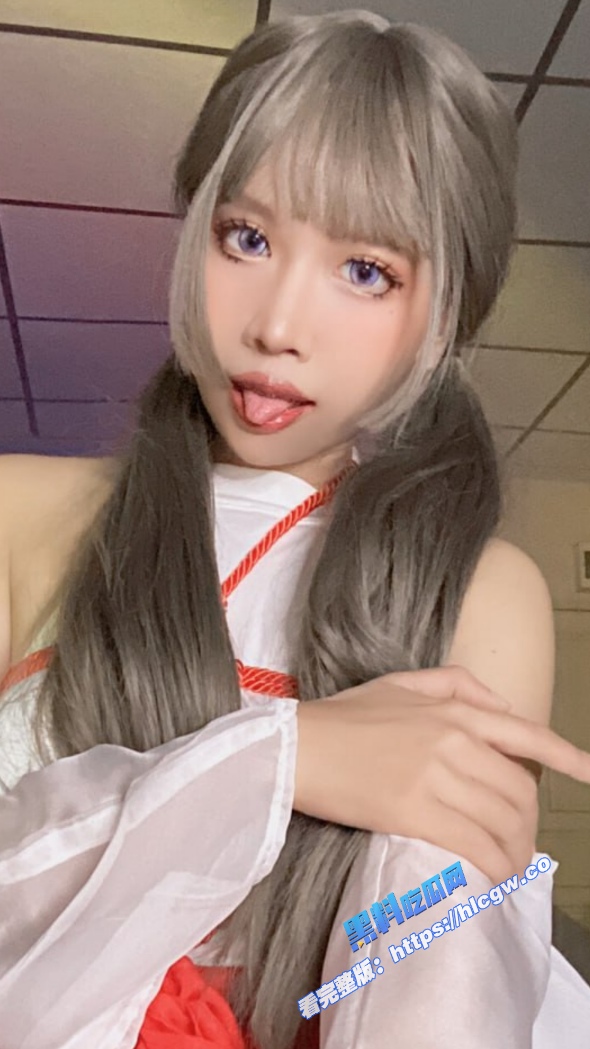 人气巨乳网黄 noeyno 扮演神社巫女 两颗大奶晃的你头晕 用自慰的方式来祈福保佑你！图2