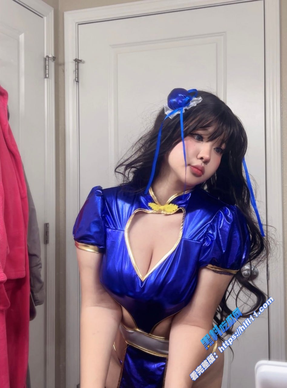 onlyfans日本福利姬 manekinekoluvu cos春丽 口交巨长大屌 表情极其淫荡魅惑！4
