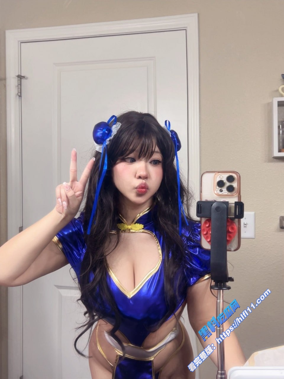 onlyfans日本福利姬 manekinekoluvu cos春丽 口交巨长大屌 表情极其淫荡魅惑！6