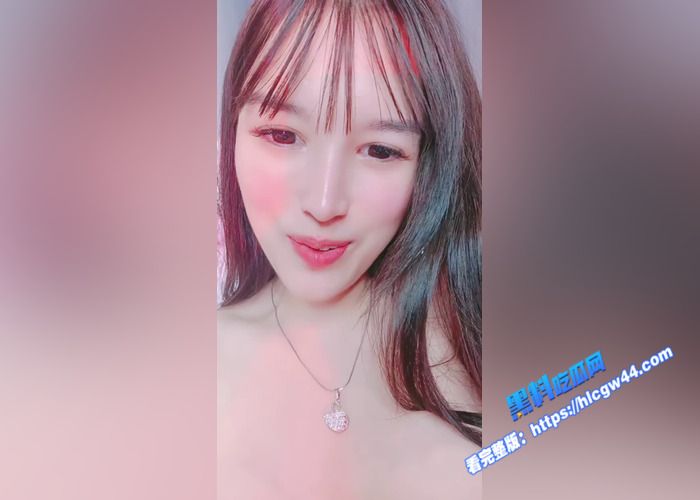 反差婊女模 真真 情趣丝袜直播裸舞掰穴抠逼 丰满巨乳小穴也是真的粉1