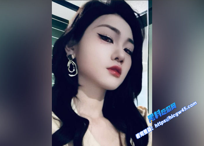 极品反差女大学生  自拍不雅视频到处传播 掰开骚穴揉搓阴蒂 真想操死她6
