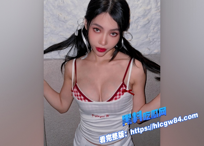 越南兄妹乱伦偷情第一次帮妹妹舔无毛嫩穴超猛打桩机女上猛操高潮喷汁呻吟不断图 6 越南兄妹乱伦偷情第一次帮妹妹舔无毛嫩穴超猛打桩机女上猛操高潮喷汁呻吟不断图 6