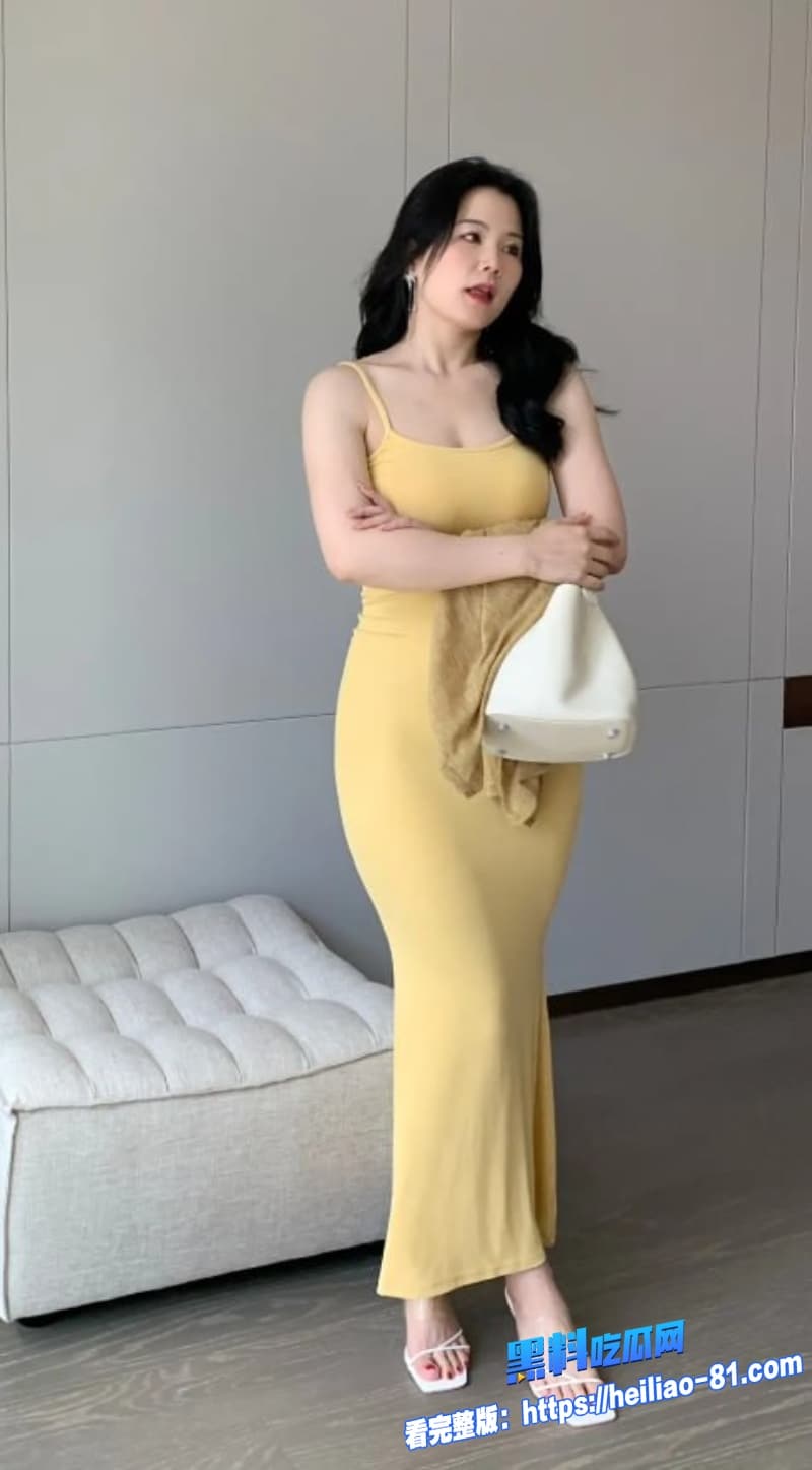 真实母子乱伦儿子趁后妈睡着直接无套猛干她惊醒后也不反抗反而求操整个过程太刺激了3