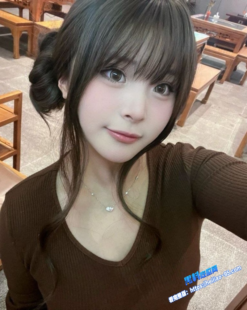 推特极品美女福利姬洛宝白色兔女郎高级定制福利金主床上猛操内射9
