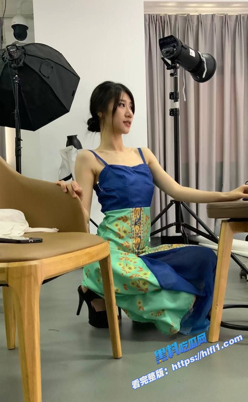 临沂民舞老师 有未婚夫却主动挑逗 在影棚内射当做拍摄费用 被操到眼神迷离！3