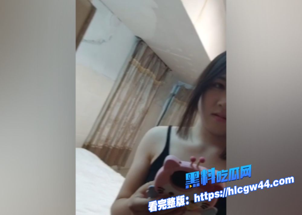 南宁清秀区埌西村扫街大神发来战报150一只的极品大长腿骚鸡站一排 1