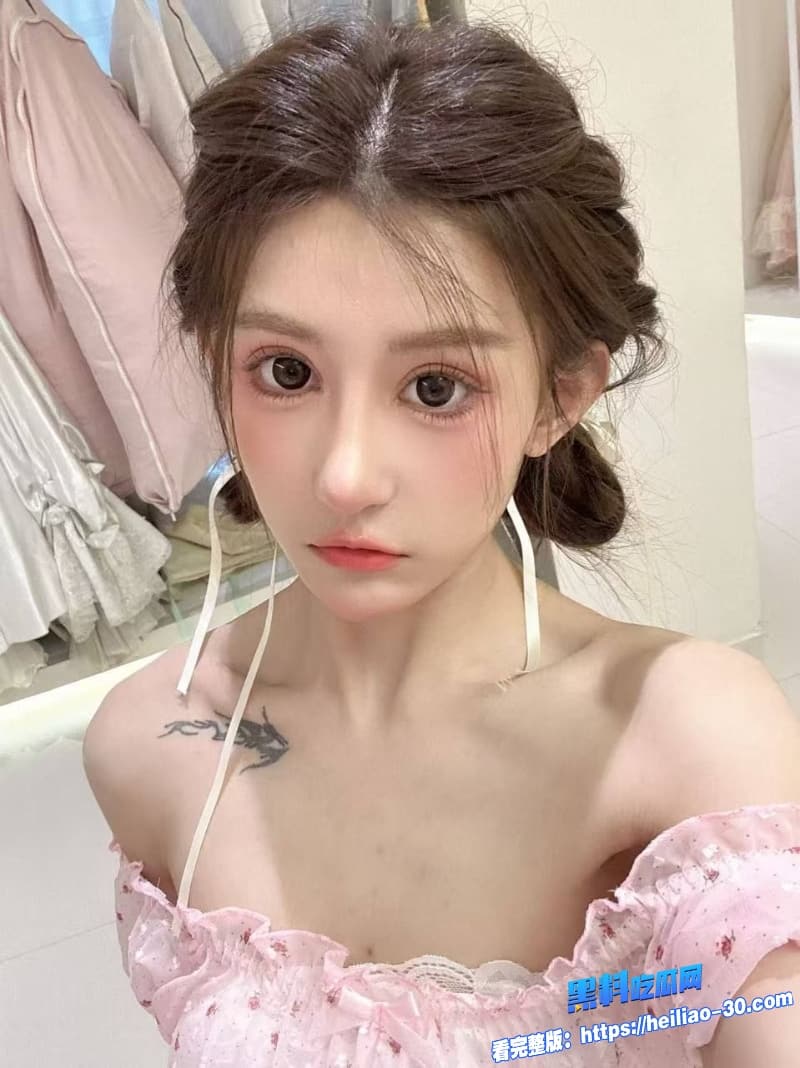 海角精选真实原创巨乳表妹第一次3P视频流出从羞涩到满足兄妹乱伦第一视角极致体验 9 海角精选真实原创巨乳表妹第一次3P视频流出从羞涩到满足兄妹乱伦第一视角极致体验 9