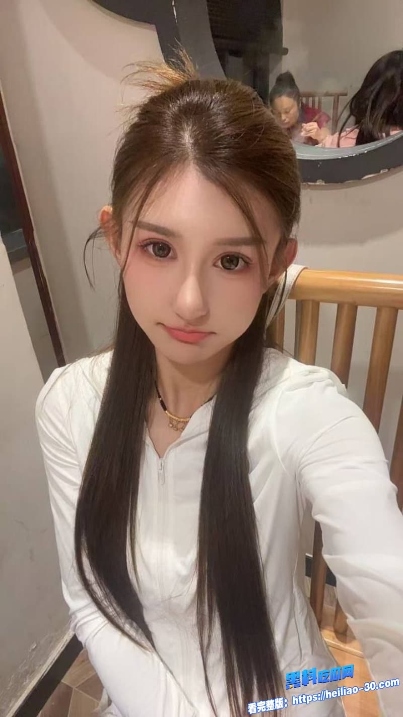 海角精选真实原创巨乳表妹第一次3P视频流出从羞涩到满足兄妹乱伦第一视角极致体验 10 海角精选真实原创巨乳表妹第一次3P视频流出从羞涩到满足兄妹乱伦第一视角极致体验 10