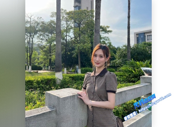 极品身材人妻被公司领导同事3P爆操性爱视频被曝光骚穴被干的淫水直流 图1WH700x500px