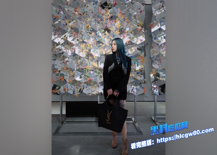 天津精神小妹网红王小雨毛幼微 和榜一大哥线下视频曝光万人骑过的骚穴奶子被无情抽打露脸口交还竖中指极其享受 图2 天津精神小妹网红王小雨毛幼微 和榜一大哥线下视频曝光万人骑过的骚穴奶子被无情抽打露脸口交还竖中指极其享受 图2