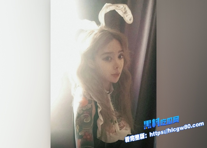 天津精神小妹网红王小雨毛幼微 和榜一大哥线下视频曝光万人骑过的骚穴奶子被无情抽打露脸口交还竖中指极其享受 图5 天津精神小妹网红王小雨毛幼微 和榜一大哥线下视频曝光万人骑过的骚穴奶子被无情抽打露脸口交还竖中指极其享受 图5