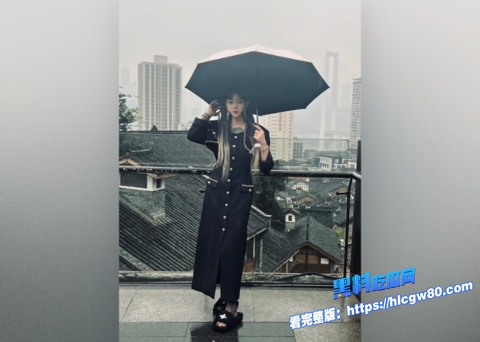 天津精神小妹网红王小雨毛幼微 和榜一大哥线下视频曝光万人骑过的骚穴奶子被无情抽打露脸口交还竖中指极其享受 图7 天津精神小妹网红王小雨毛幼微 和榜一大哥线下视频曝光万人骑过的骚穴奶子被无情抽打露脸口交还竖中指极其享受 图7