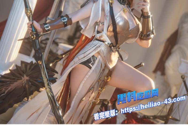 顶级福利姬阿薰COS奥古斯塔爆乳翘臀长腿诱惑拉满4