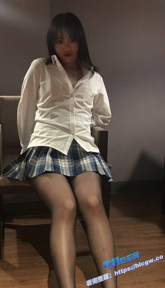 江苏省港口集团 苏港航务 蒋钊颖 外表清纯的骚母狗 被领导带到酒店潜规则！图1