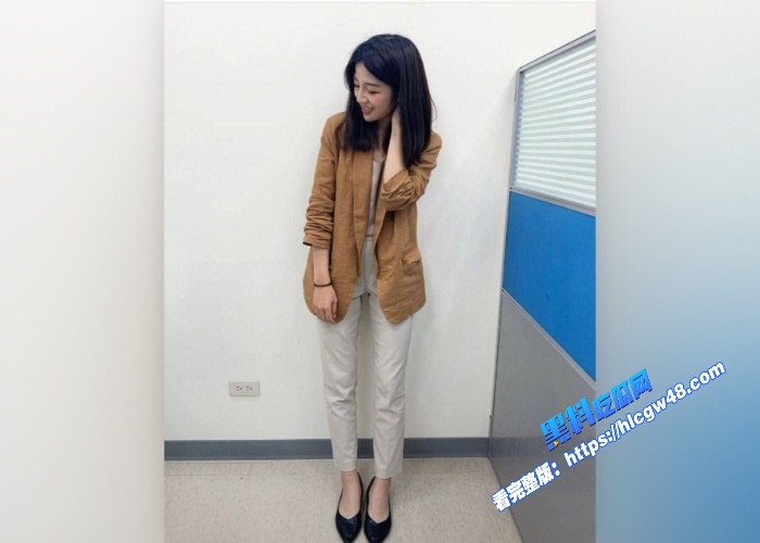 台湾极品大学生和男友酒店开房全程记录拍摄下来性感肥臀骚穴被男友鸡儿后入疯狂输出淫叫不断 图4WH700x500px 台湾极品大学生和男友酒店开房全程记录拍摄下来性感肥臀骚穴被男友鸡儿后入疯狂输出淫叫不断 图4WH700x500px