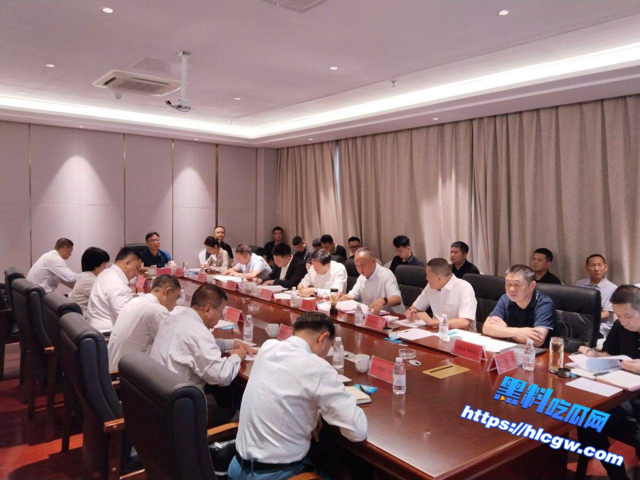 中缅两国警方在木姐地区举行第三轮打击网络诈骗协调会谈01 中缅两国警方在木姐地区举行第三轮打击网络诈骗协调会谈01