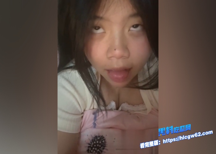 河南省南阳市学生妹胡邱瑜自慰私拍流出巨乳嫩妹私下钟爱裸聊发骚摸奶揉穴祈求网友尽情调教 图6 河南省南阳市学生妹胡邱瑜自慰私拍流出巨乳嫩妹私下钟爱裸聊发骚摸奶揉穴祈求网友尽情调教 图6