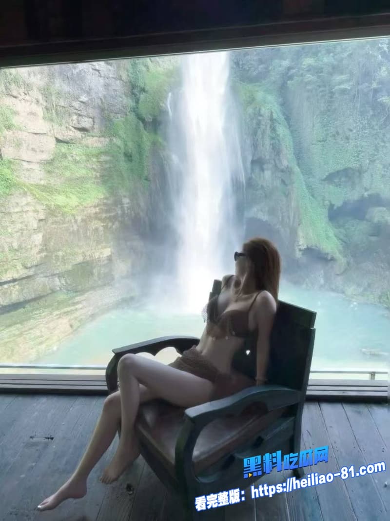 海角兄妹乱伦亲哥哥侧方位猛干亲妹妹白虎嫩穴纯纯的乱伦福利啊6